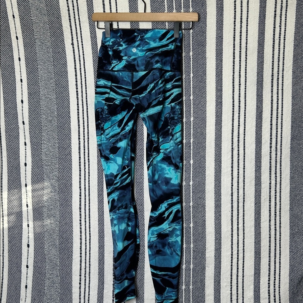 Lululemon Wunder Under Leggings - Picture 4 of 4